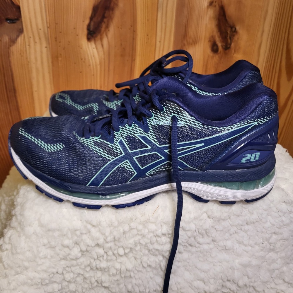 ASICS tennis shoe, Size 11 women's, multi blue colors, lightweight